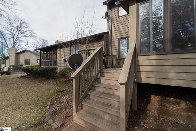 218 Goldfinch Circle, Greer, SC 29650