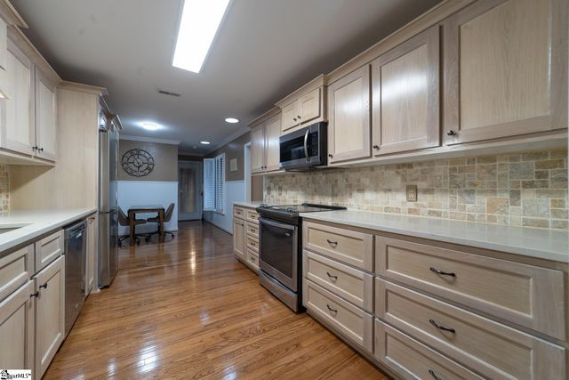218 Goldfinch Circle, Greer, SC 29650
