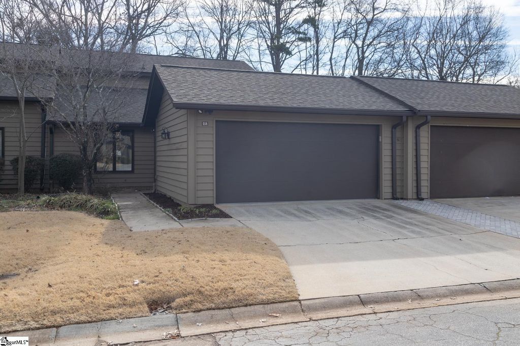 218 Goldfinch Circle, Greer, SC 29650
