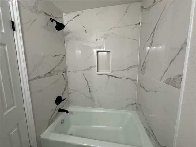 2507 Oak Circle, Bryan, TX 77802