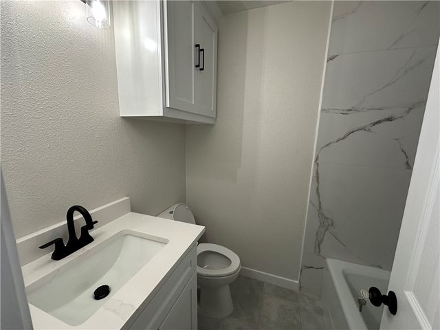 2507 Oak Circle, Bryan, TX 77802