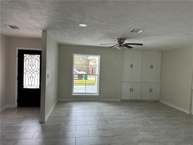 2507 Oak Circle, Bryan, TX 77802