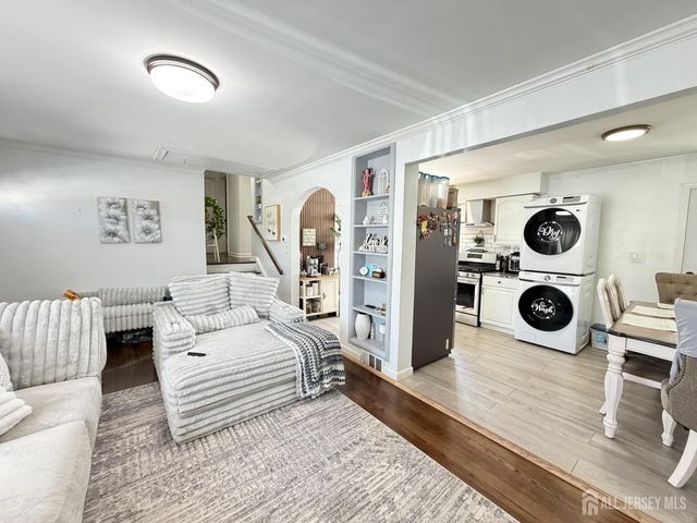 353 Main Street, Belleville, NJ 07109