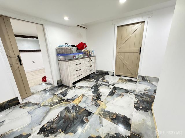 353 Main Street, Belleville, NJ 07109