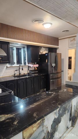 353 Main Street, Belleville, NJ 07109