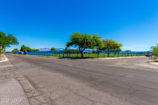 273 W Virginia Street, Tucson, AZ 85706