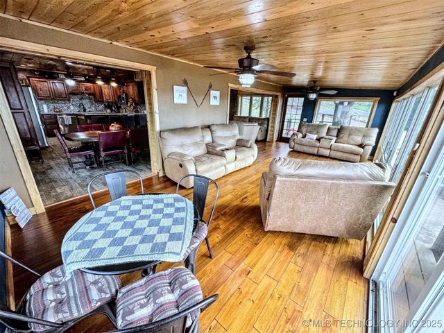 31663 S 530 Road, Cookson, OK 74427