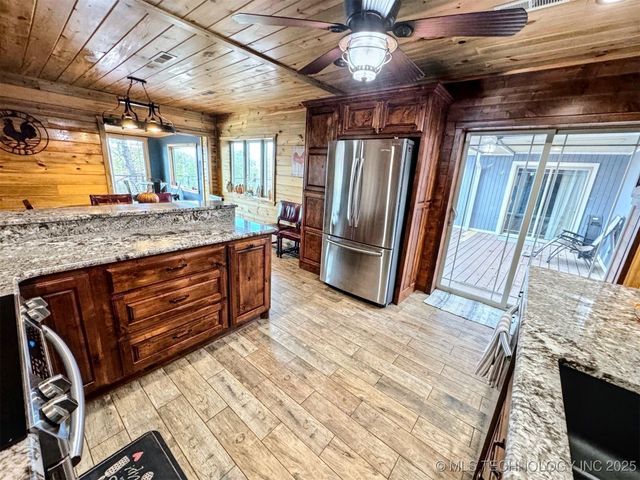 31663 S 530 Road, Cookson, OK 74427