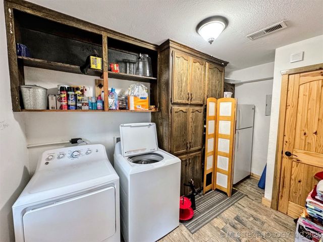 31663 S 530 Road, Cookson, OK 74427
