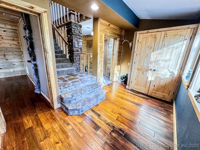 31663 S 530 Road, Cookson, OK 74427