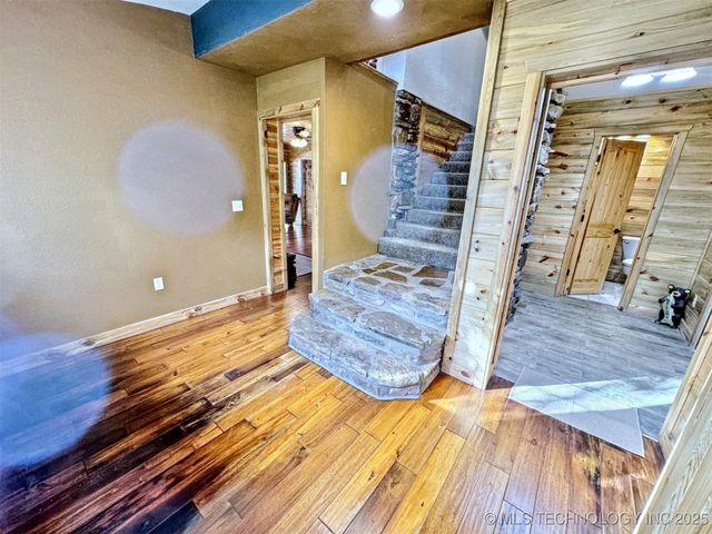 31663 S 530 Road, Cookson, OK 74427