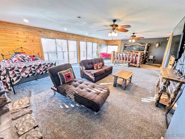 31663 S 530 Road, Cookson, OK 74427