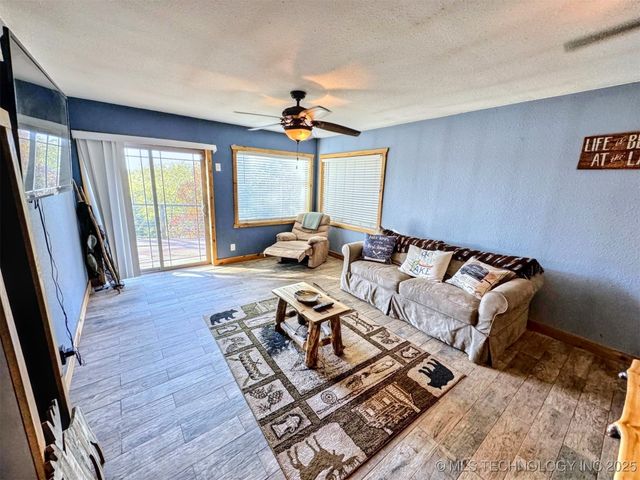 31663 S 530 Road, Cookson, OK 74427