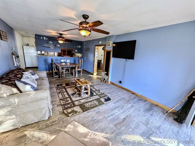 31663 S 530 Road, Cookson, OK 74427