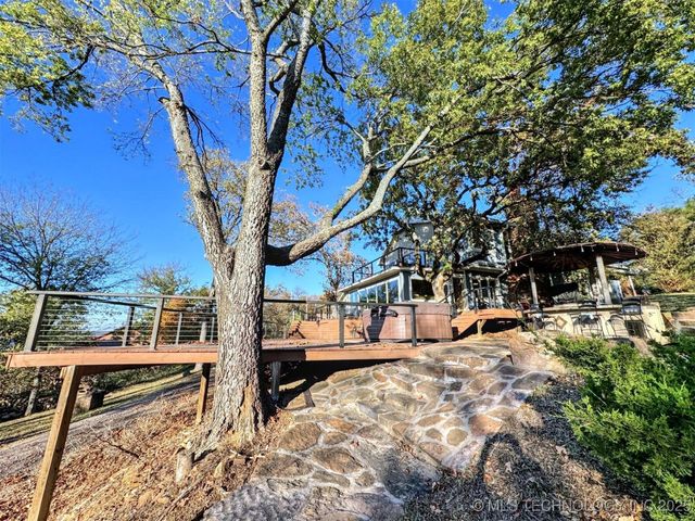 31663 S 530 Road, Cookson, OK 74427