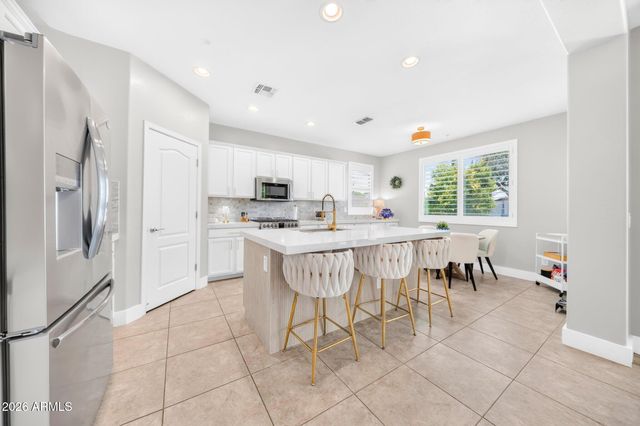 13023 N 93RD Drive, Peoria, AZ 85381