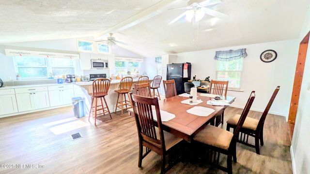 3822 COUNTY ROAD 220, Middleburg, FL 32068