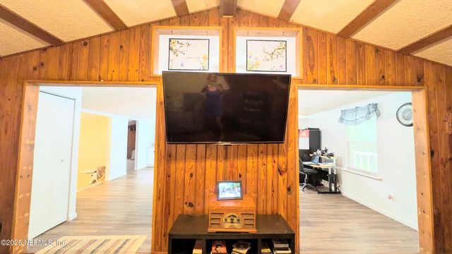 3822 COUNTY ROAD 220, Middleburg, FL 32068