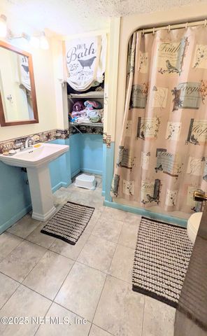 3822 COUNTY ROAD 220, Middleburg, FL 32068