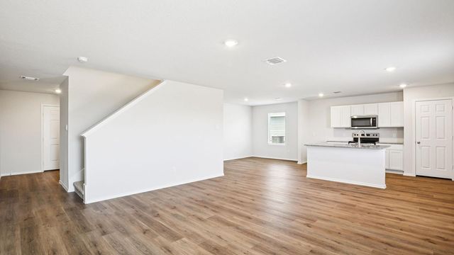133 Wyatt WAY, Jarrell, TX 76537