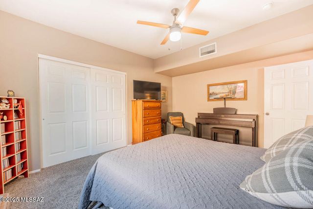 9301 N Moon View Place, Tucson, AZ 85742