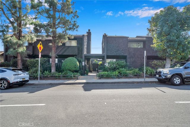 335 Cypress Drive, Laguna Beach, CA 92651