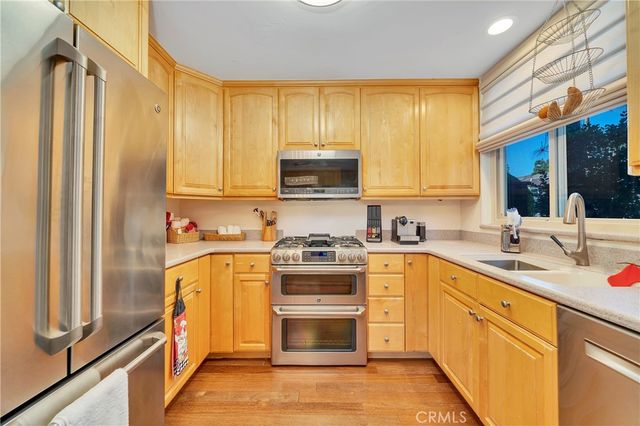 335 Cypress Drive, Laguna Beach, CA 92651