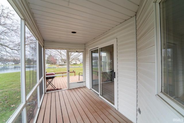 2908 Wood Knoll Lane, Fort Wayne, IN 46804