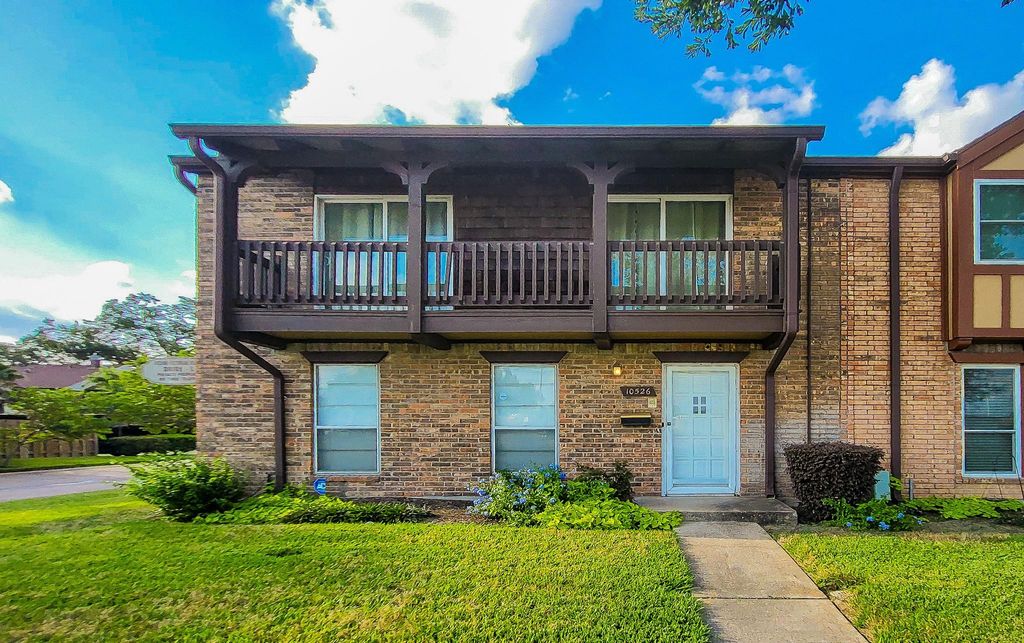 10526 Hammerly Boulevard 246, Houston, TX 77043