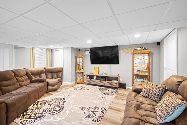 4132 Stone Post Road, Berlin Twp, MI 48166