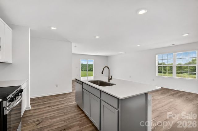 4129 Oxford Glen Drive OG 98, Claremont, NC 28610