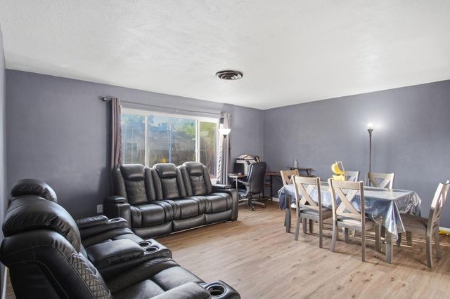 355 Harding Ave, Manteca, CA 95336