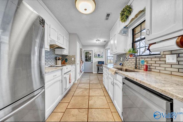 131 Worthington Circle, New Market, AL 35761