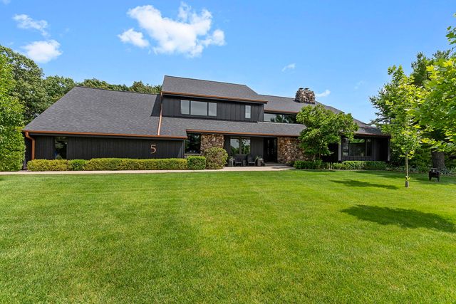 5 Split Rail, Lemont, IL 60439