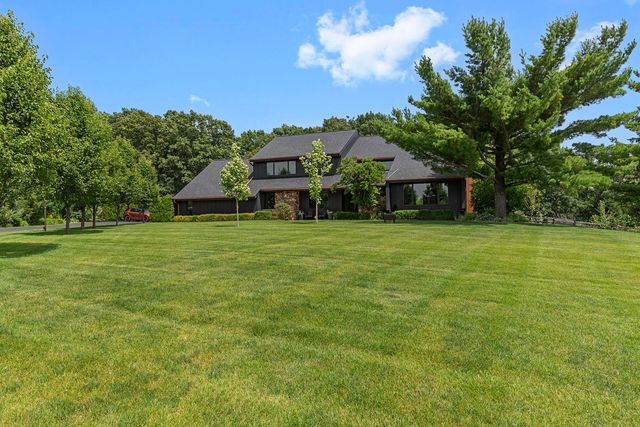 5 Split Rail, Lemont, IL 60439