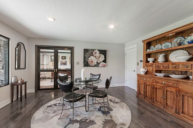 5 Split Rail, Lemont, IL 60439