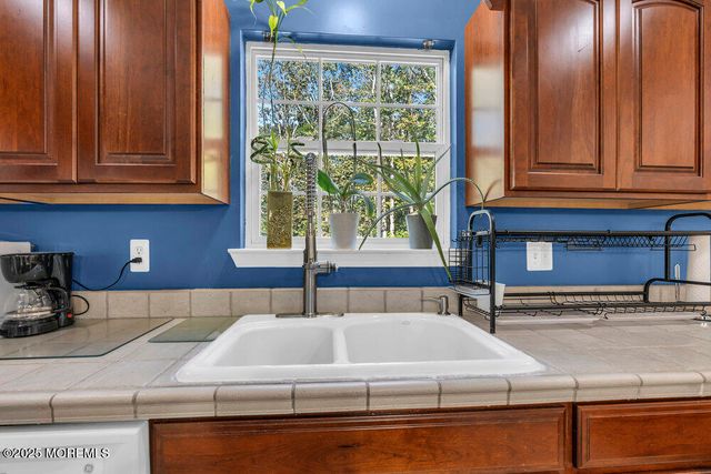 14 Okjin Court, Jackson, NJ 08527