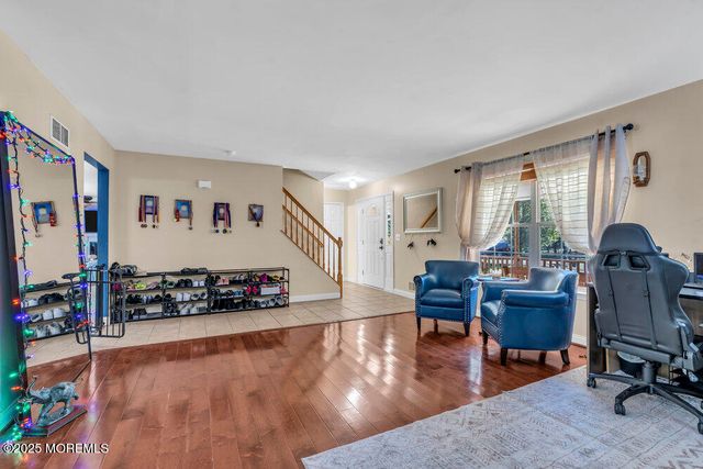 14 Okjin Court, Jackson, NJ 08527