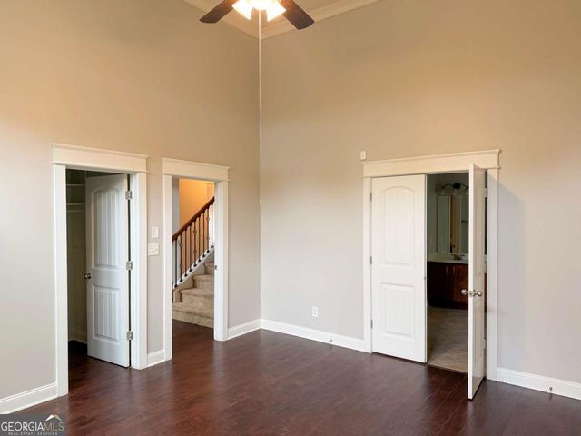 5008 Groover Drive SE, Smyrna, GA 30080