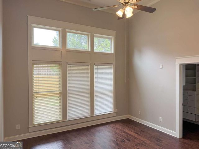 5008 Groover Drive SE, Smyrna, GA 30080