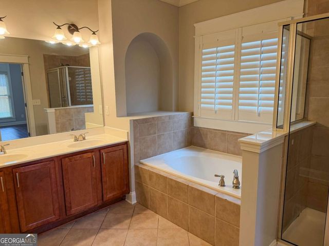 5008 Groover Drive SE, Smyrna, GA 30080