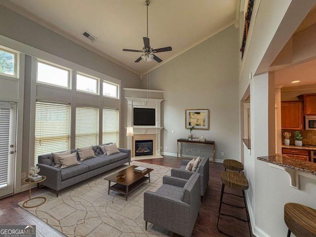 5008 Groover Drive SE, Smyrna, GA 30080