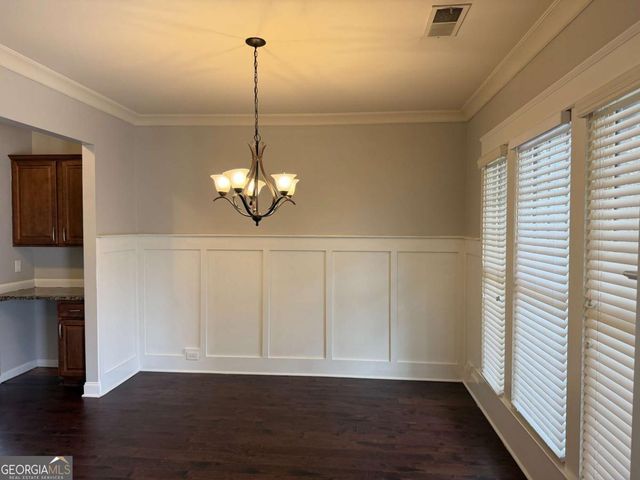 5008 Groover Drive SE, Smyrna, GA 30080