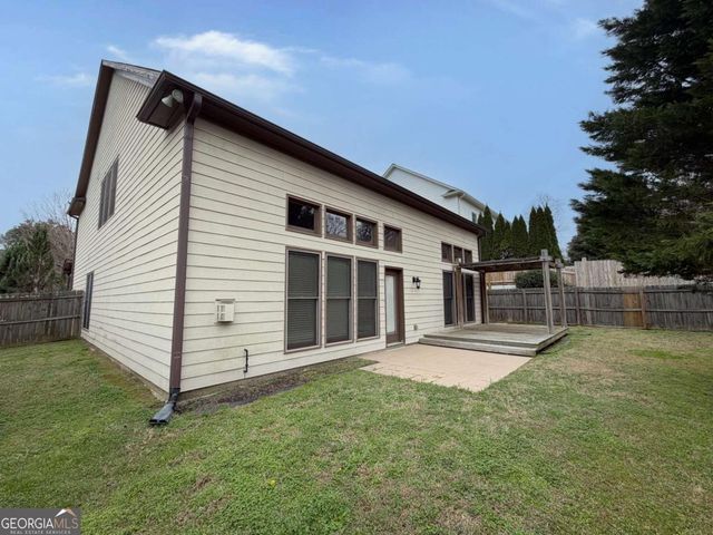 5008 Groover Drive SE, Smyrna, GA 30080