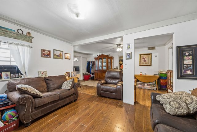 703 Jardin Drive, Mesquite, TX 75149