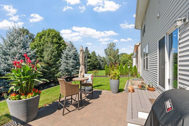 1986 Red Oak Path, Shakopee, MN 55379
