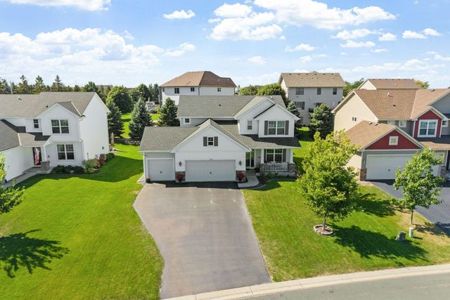 1986 Red Oak Path, Shakopee, MN 55379
