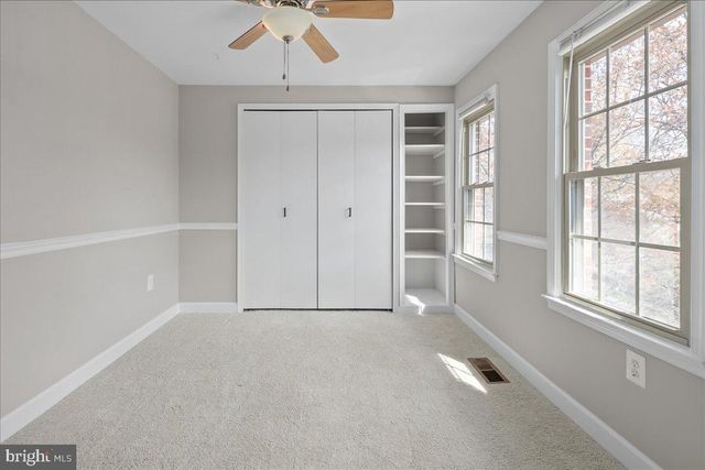 2872 SUTTON OAKS LN, Vienna, VA 22181