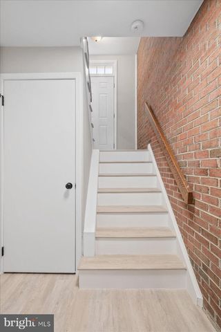 2872 SUTTON OAKS LN, Vienna, VA 22181