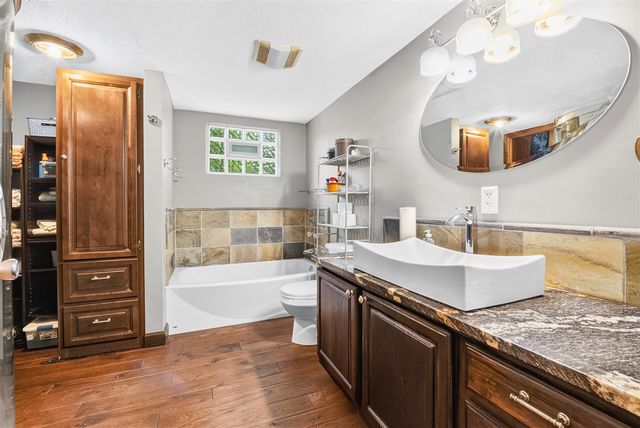 11736 E D Avenue, Richland, MI 49083